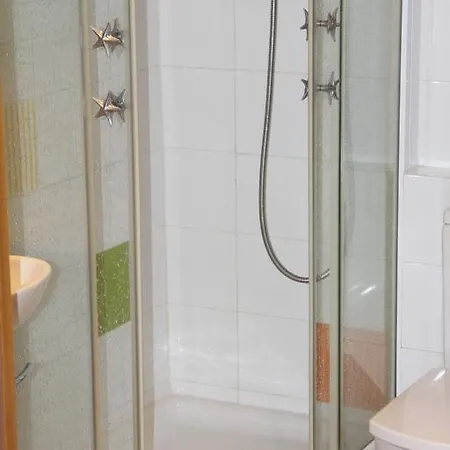 Izar Bat 게스트하우스